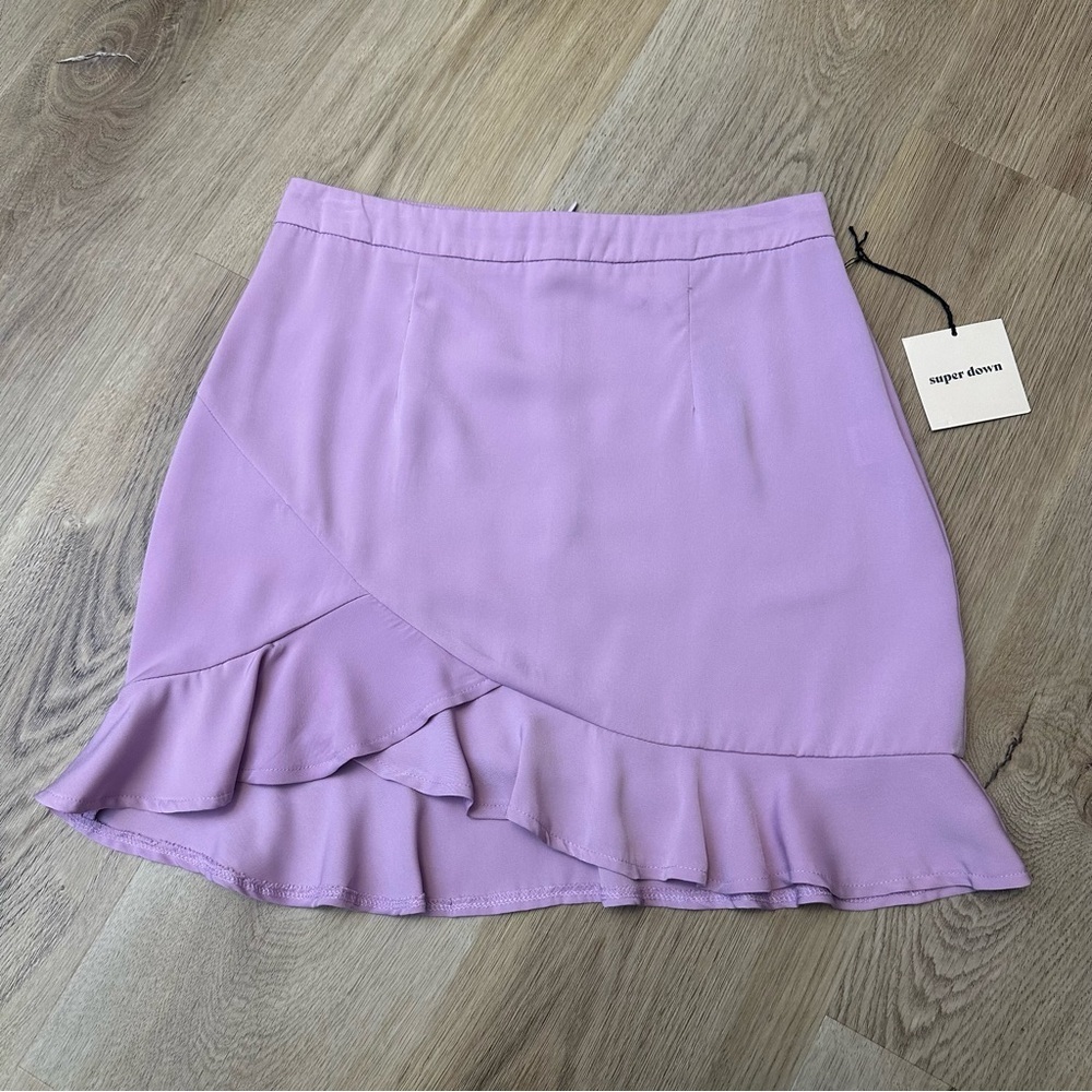 NWT Superdown Lavendar Asymmetrical Flutter Hem Mini Skirt
